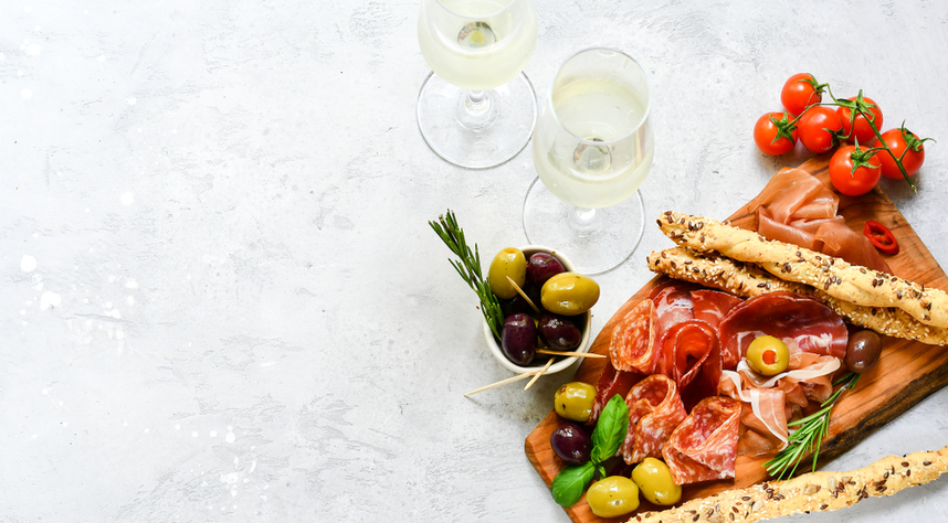 Wines to drink during an aperitif